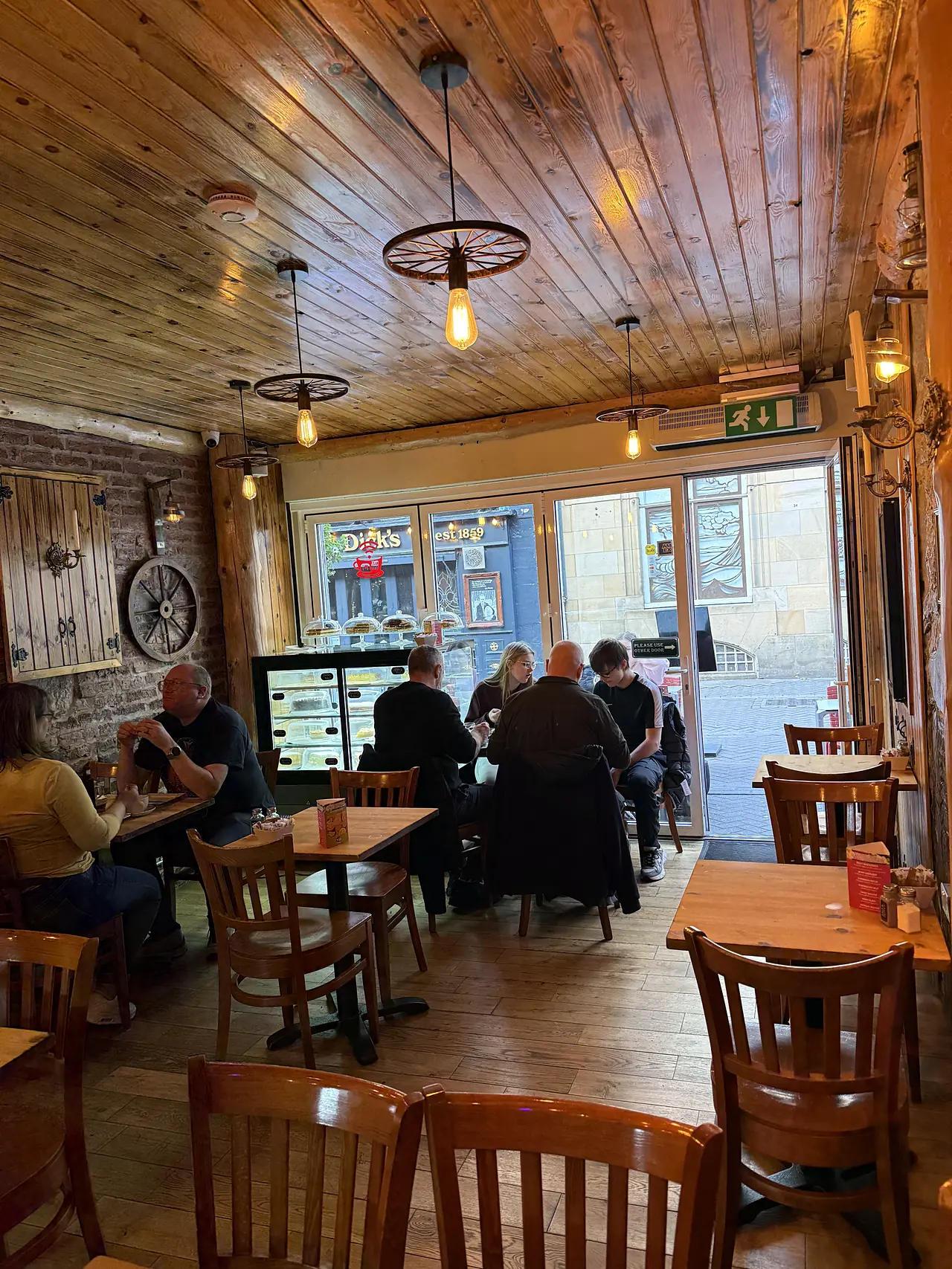 A busy morning in the dining room